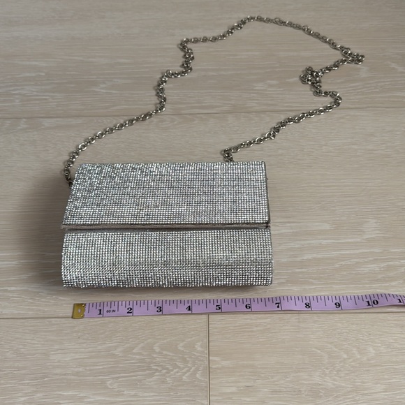 3/$10 Silver Rhinestone Clutch with Chain - Picture 4 of 6